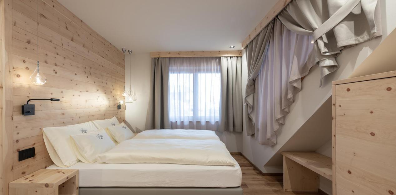 One of the double bed rooms of Ciasa Grazia